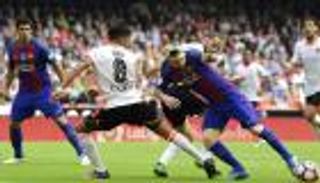 بالفيديو.. ميسي يسجل هدفا غائبا منذ 3 سنوات