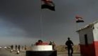 5 كيلومترات تفصل الجيش عن الموصل.. وبوادر تمرد على داعش