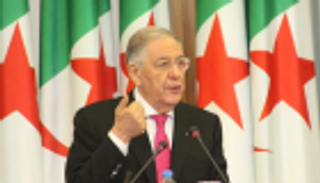 جبهة التحرير الوطني ترشح بوتفليقة لولاية خامسة