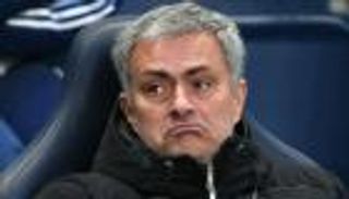 شركة مراهنات تسخر من خطة "ركن الحافلة" لمورينيو