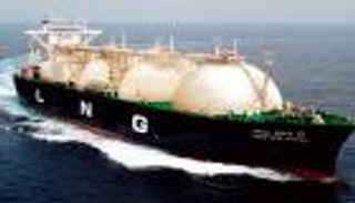 مصر تطرح أكبر مناقصة عالمية لشراء الغاز المسال في 2017