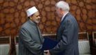 سفير اليونان بالقاهرة يشيد بدور الأزهر في نشر ثقافة التسامح