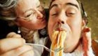 ثلثا رجال إيطاليا "ماموني" و"بامبوتشيوني"