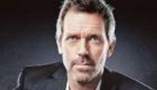 هيو لوري يحصل على نجمة في ممر مشاهير هوليوود