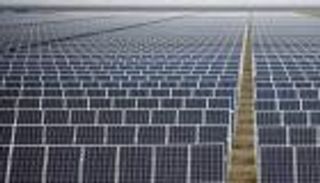 الكويت.. تدشين أول محطة للطاقة الشمسية