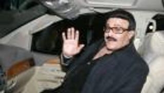 نقيب الممثلين المصريين يكشف لـ"العين" عن حالة سمير غانم