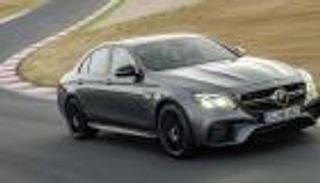 مرسيدس AMG E63S... وحش على الطريق