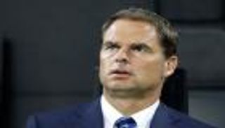 الغموض يحيط بمستقبل دي بوير رغم الفوز على تورينو