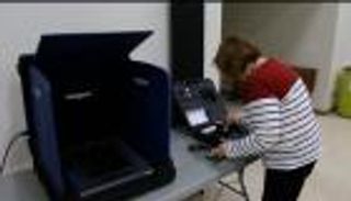 ناخبون جمهوريون في "تكساس" يتهمون "آلات التصويت" بتغيير رغباتهم