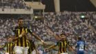 بالفيديو.. عسيري يستعيد ذاكرة التهديف برأسية صاروخية في الهلال