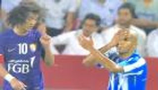 عموري ليس الأول.. أشهر 5 نطحات في الكرة العالمية