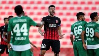 ماجد حسن خلال مباراة اليوم