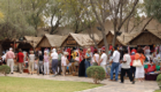 بالصور: القرية التراثية بأبوظبي سجل العطاء الحضاري الإماراتي