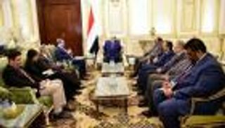 هادي للمبعوث الأممي: مبادرتكم تكافئ المعتدي وتعاقب الشعب