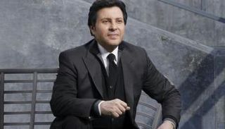 المطرب هاني شاكر