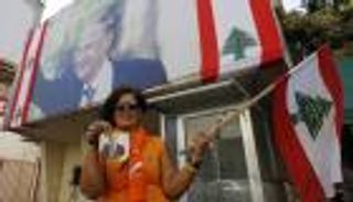 بالصور .. لبنانيون يحتفلون بفوز عون