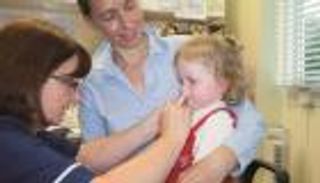 "البكتيريا النافعة".. أحدث وسيلة لتطعيم الرضع ضد الربو