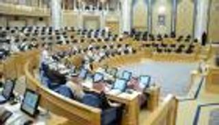 قيادة السعوديات للسيارة تتعطل عند محطة "الشورى"