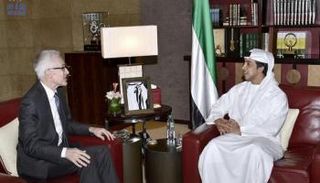 منصور بن زايد يستقبل أمين عام الإنتربول