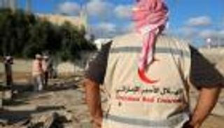 الهلال الأحمر الإماراتي يؤهل مدرستين في عدن ولحج باليمن