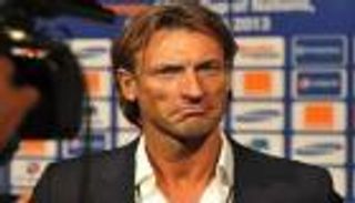 بنعطية وبوفال يعودان لقائمة المنتخب المغربي