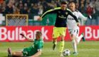 أرسنال يرافق سان جيرمان لثمن النهائي بثلاثية مثيرة