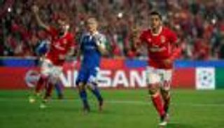 بنفيكا يقبل هدية بيشكتاش ويزاحم نابولي على صدارة مجموعته 