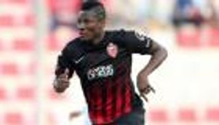 جيان يغيب عن الأهلي أمام حتا يثير التساؤلات