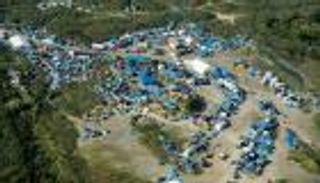 بدء نقل الأطفال المهاجرين من مخيم "كاليه" بفرنسا إلى مراكز استقبال