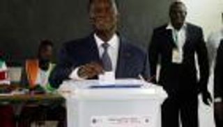 فوز ساحق لـ"نعم" في استفتاء ساحل العاج والمعارضة تزعم التزوير