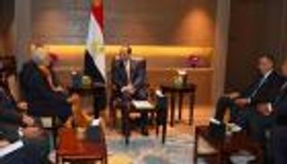 خبير اقتصادي لـ "العين": تعويم الجنيه خطوة باتجاه قرض الصندوق 