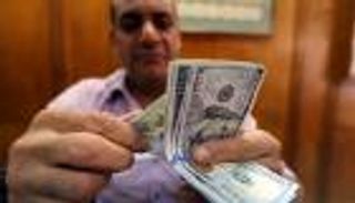 تحرير الجنيه المصري.. يغازل الاستثمار ويقضي على السوق الموازي