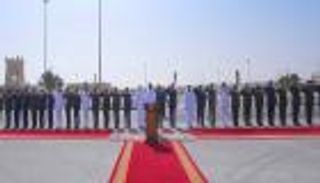 القوات المسلحة الإماراتية تحتفل بيوم العلم في مدينة زايد العسكرية