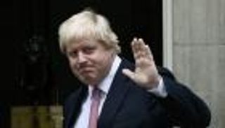 وزير خارجية بريطانيا يغرق بلاده في "تيتانيك"