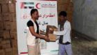 بالصور.. الهلال الأحمر الإماراتي يكثف مساعداته لأهالي "فوة" اليمنية