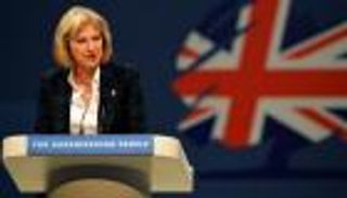 ماي متمسكة بتفعيل "طلاق بريطانيا"من أوروبا رغم ضربة قضائية