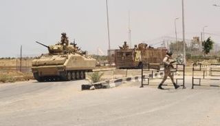 الأزهر يدين بشدة اغتيال ضابط الجيش المصري في شمال سيناء