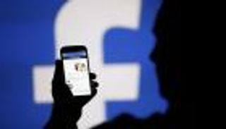 نشاطك على فيس بوك ينبئ باحتمالات وفاتك