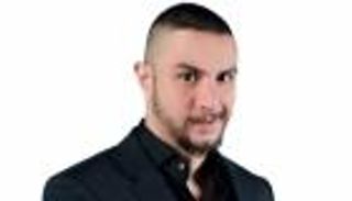 تحذير للمنتجين من التعامل مع أحمد الفيشاوي