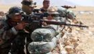 لمحة من الموصل.. قناص داعشي يناور الأكراد والأمريكيين