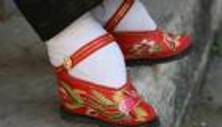 "طي الأقدام" في الصين.. الألم مقابل الزواج 