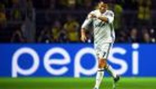 5 قنابل موقوتة تنتظر عقد رونالدو الجديد مع الريال