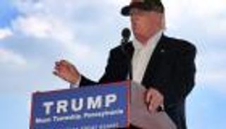 ترامب وكلينتون يصلان خط النهاية في انتظار ثلاثاء الحسم 