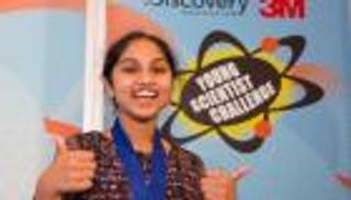 بالصور.. أصغر عالمة في أمريكا.. هندية