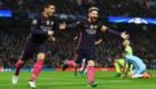 ميسي يتصدر قائمة هدافي العالم في 2016