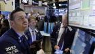 ماذا لو فازت؟.. هيلاري تقود الأسهم الأمريكية للارتفاع