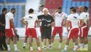 عاصفة تجبر منتخب تونس على إلغاء مرانه
