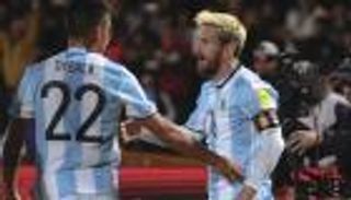 ميسي يستعد لمواجهة البرازيل في 10 دقائق