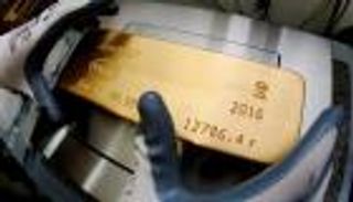 الذهب يتراجع قبل نتيجة الانتخابات الأمريكية