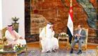 محمد بن زايد يغادر القاهرة بعد زيارة ناجحة إلى مصر